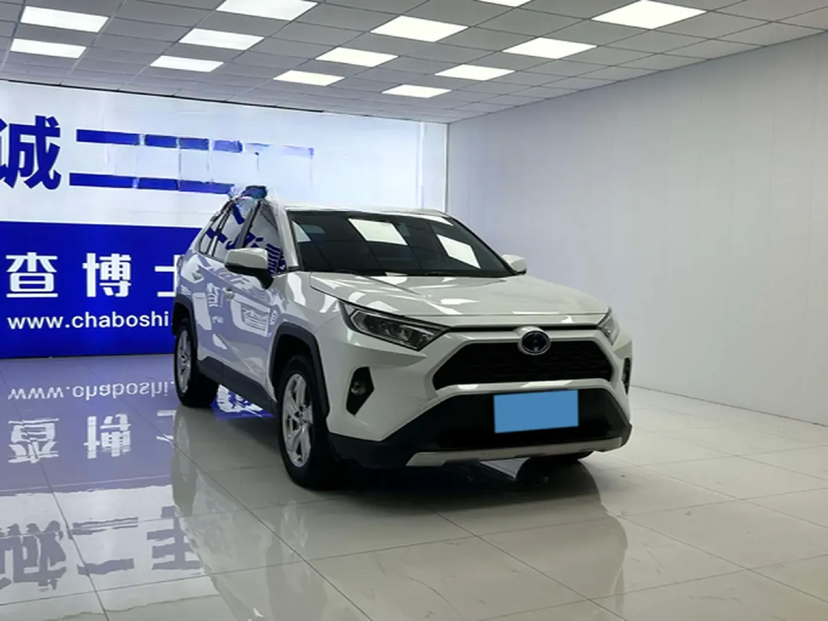 2022 Toyota RAV4 Hybird E+ 2.5L 180HP L4 E-CVT PHEV 15.984KWH,autocango,china used car exporter,china ev exporter,chinese used car exporter,chinese used ev exporter