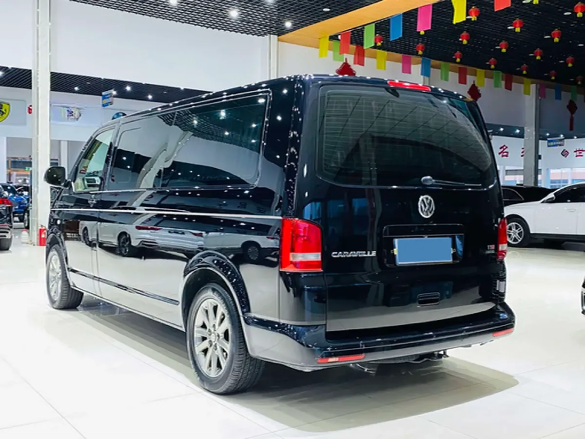 2015 Volkswagen Caravelle 2.0T 204HP L4 7DCT,autocango,china used car exporter,china ev exporter,chinese used car exporter,chinese used ev exporter