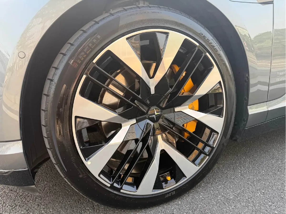 2024 Polestar 4 BEV 100KWH,autocango,china used car exporter,china ev exporter,chinese used car exporter,chinese used ev exporter