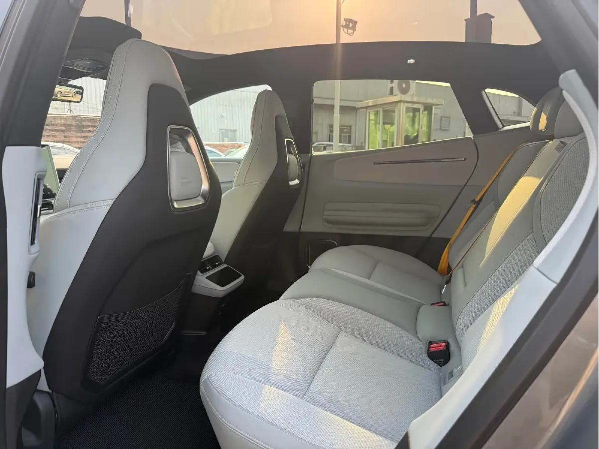 2024 Polestar 4 BEV 100KWH,autocango,china used car exporter,china ev exporter,chinese used car exporter,chinese used ev exporter