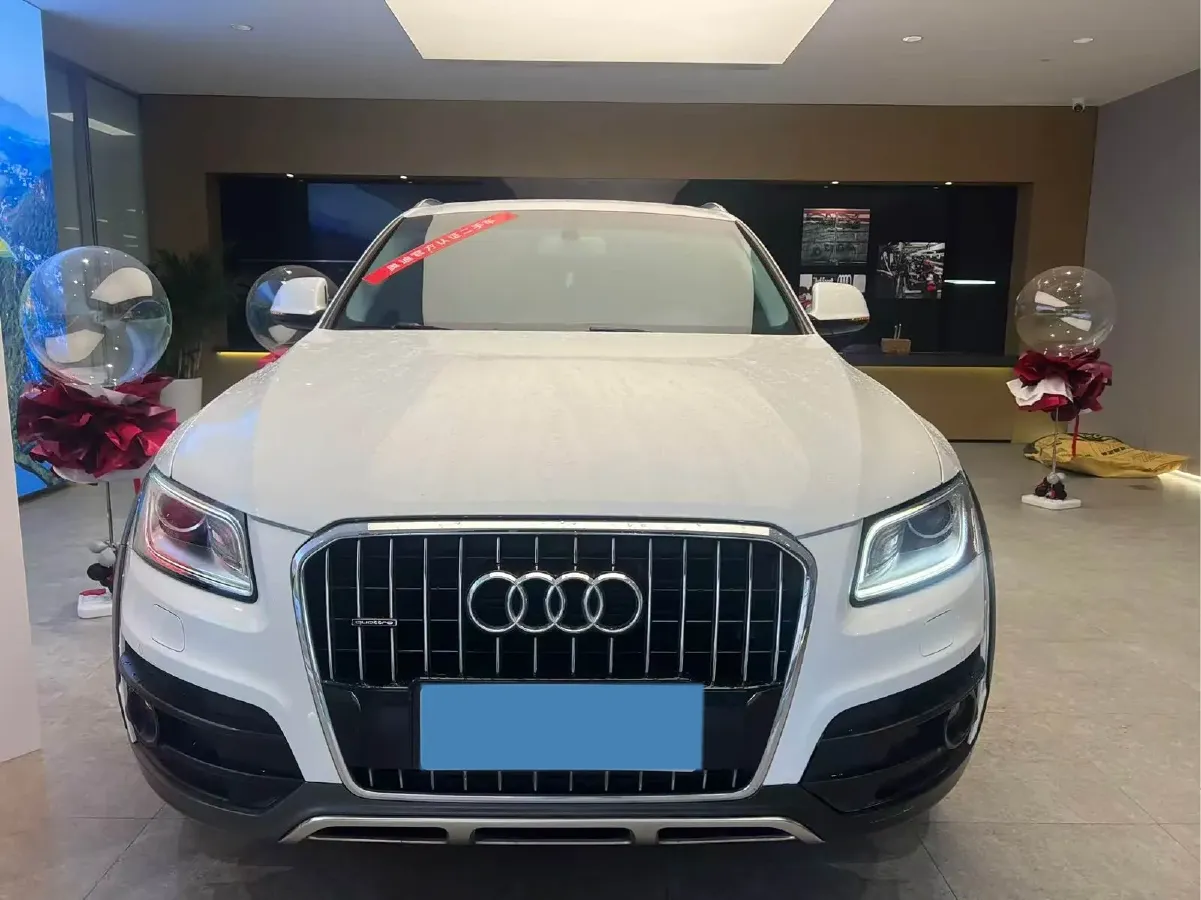 2017 Audi Q5 2.0T 230HP L4 8AT,autocango,china used car exporter,china ev exporter,chinese used car exporter,chinese used ev exporter