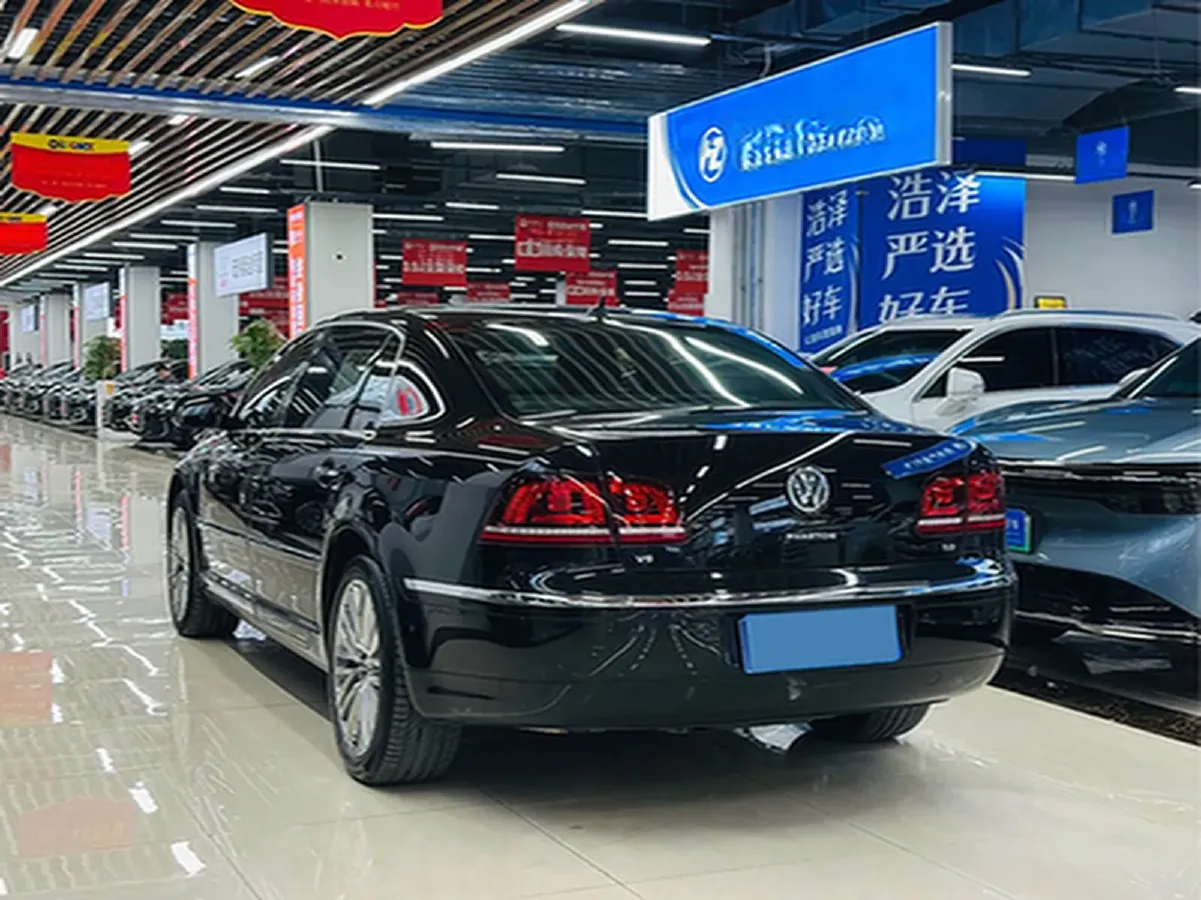 2015 Volkswagen Pheaton 3.0L 250HP V6 6AT,autocango,china used car exporter,china ev exporter,chinese used car exporter,chinese used ev exporter