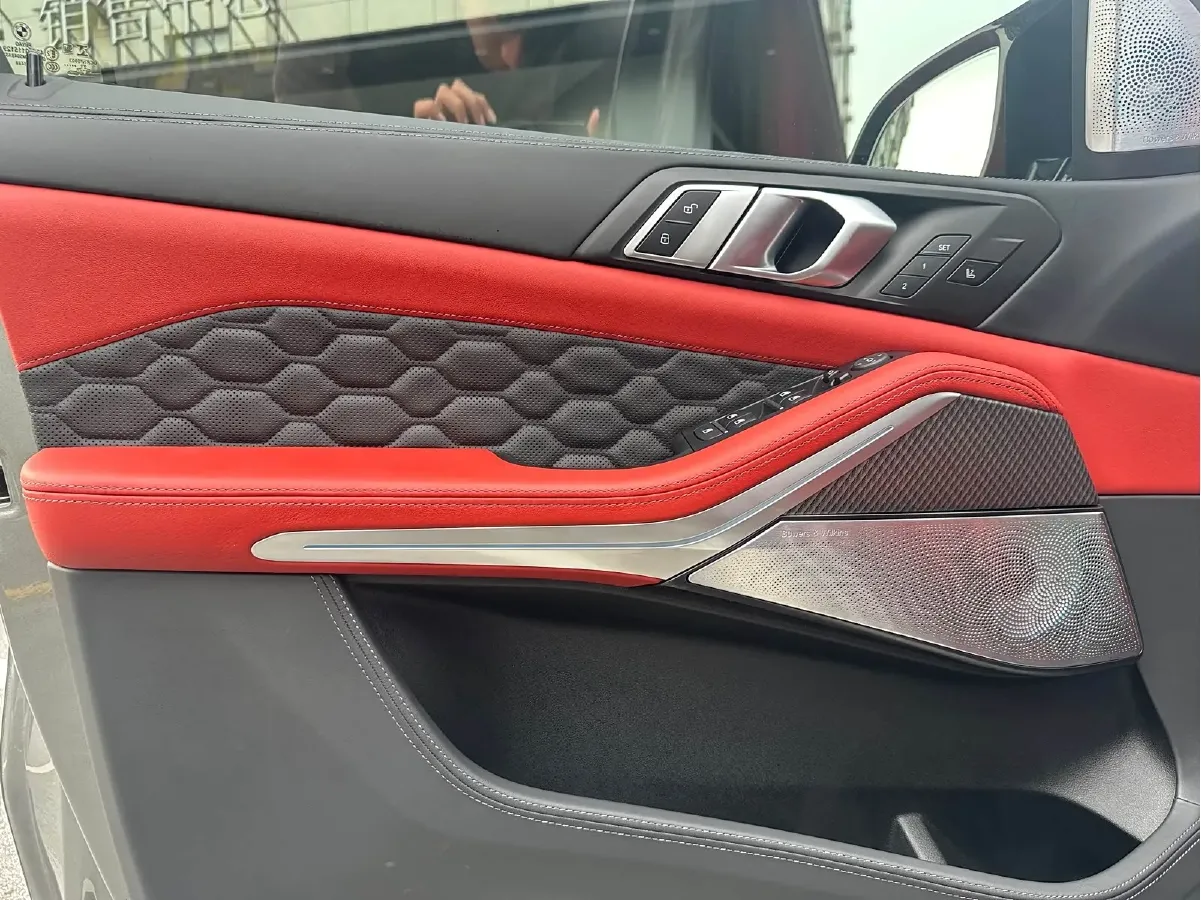 2022 BMW X5 M 4.4T 600HP V8 8AT,autocango,china used car exporter,china ev exporter,chinese used car exporter,chinese used ev exporter