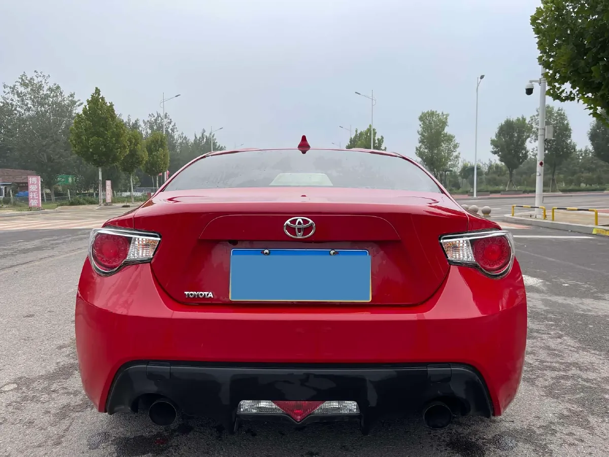 2013 Toyota 86 2.0L 200HP H4 6AT,autocango,china used car exporter,china ev exporter,chinese used car exporter,chinese used ev exporter