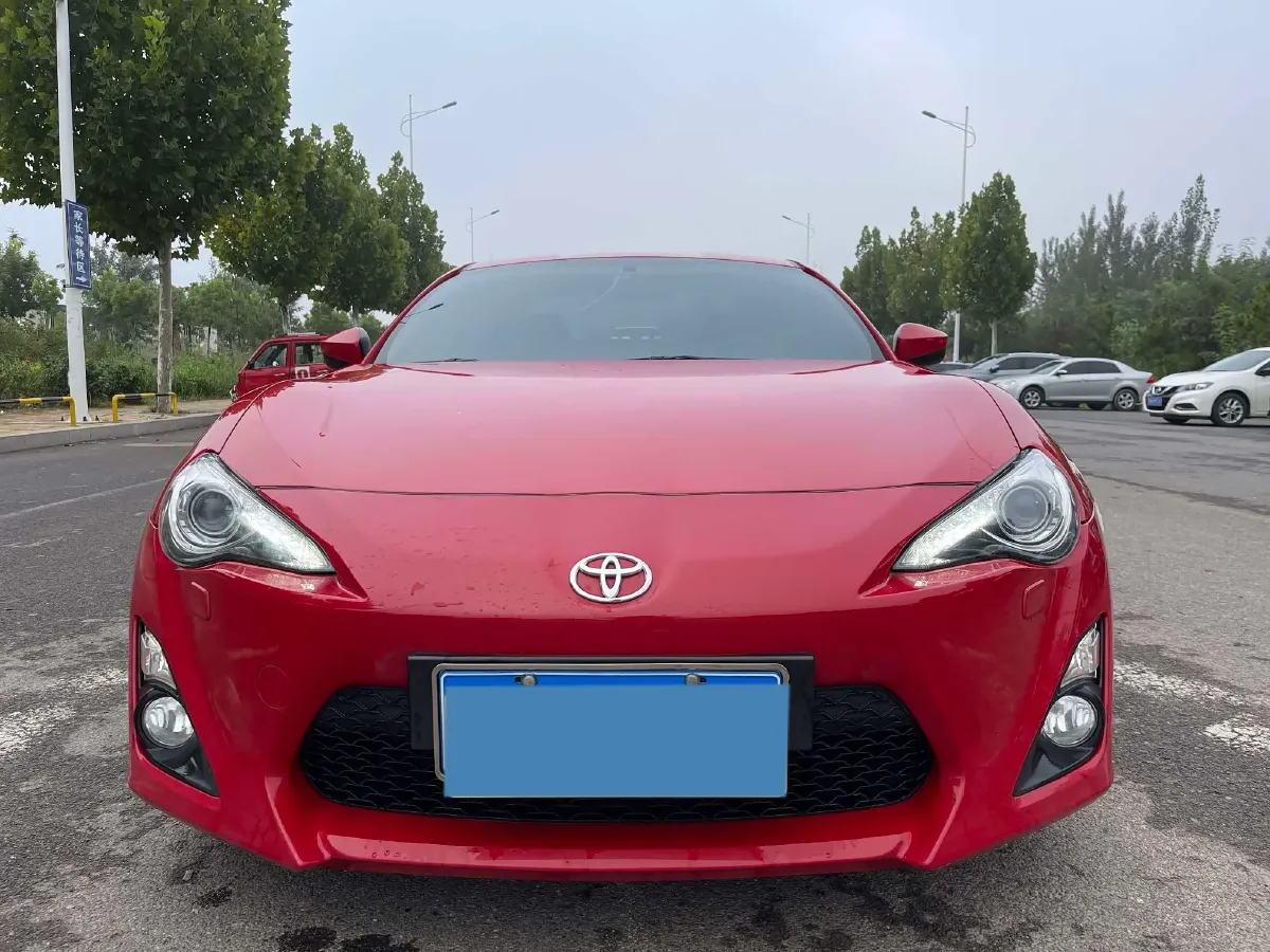 2013 Toyota 86 2.0L 200HP H4 6AT,autocango,china used car exporter,china ev exporter,chinese used car exporter,chinese used ev exporter