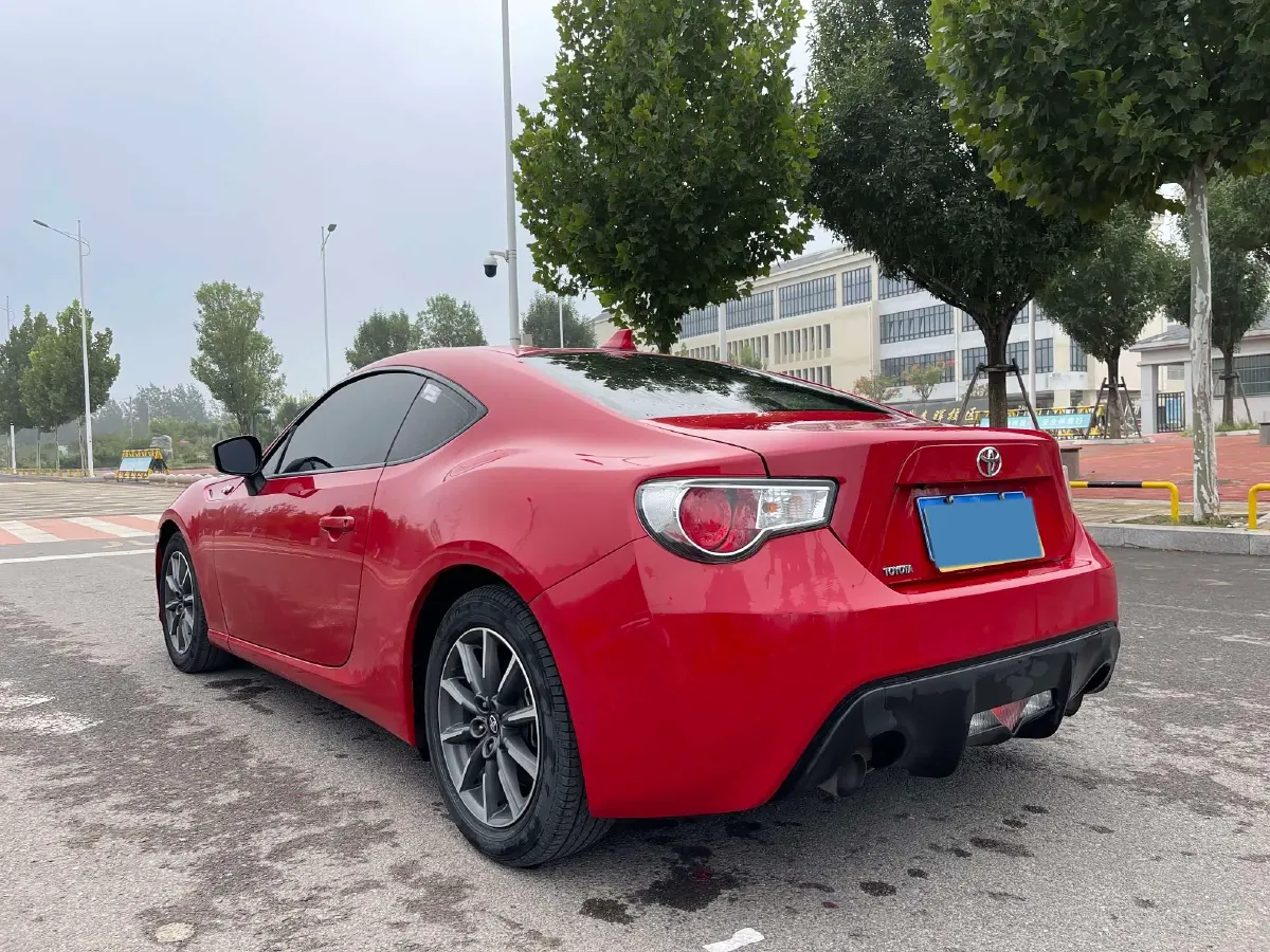 2013 Toyota 86 2.0L 200HP H4 6AT,autocango,china used car exporter,china ev exporter,chinese used car exporter,chinese used ev exporter