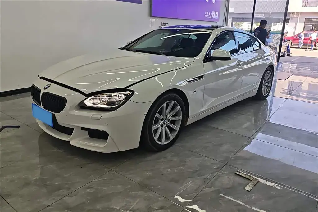 2013 BMW 6 Series 3.0T 320HP L6 8AT
