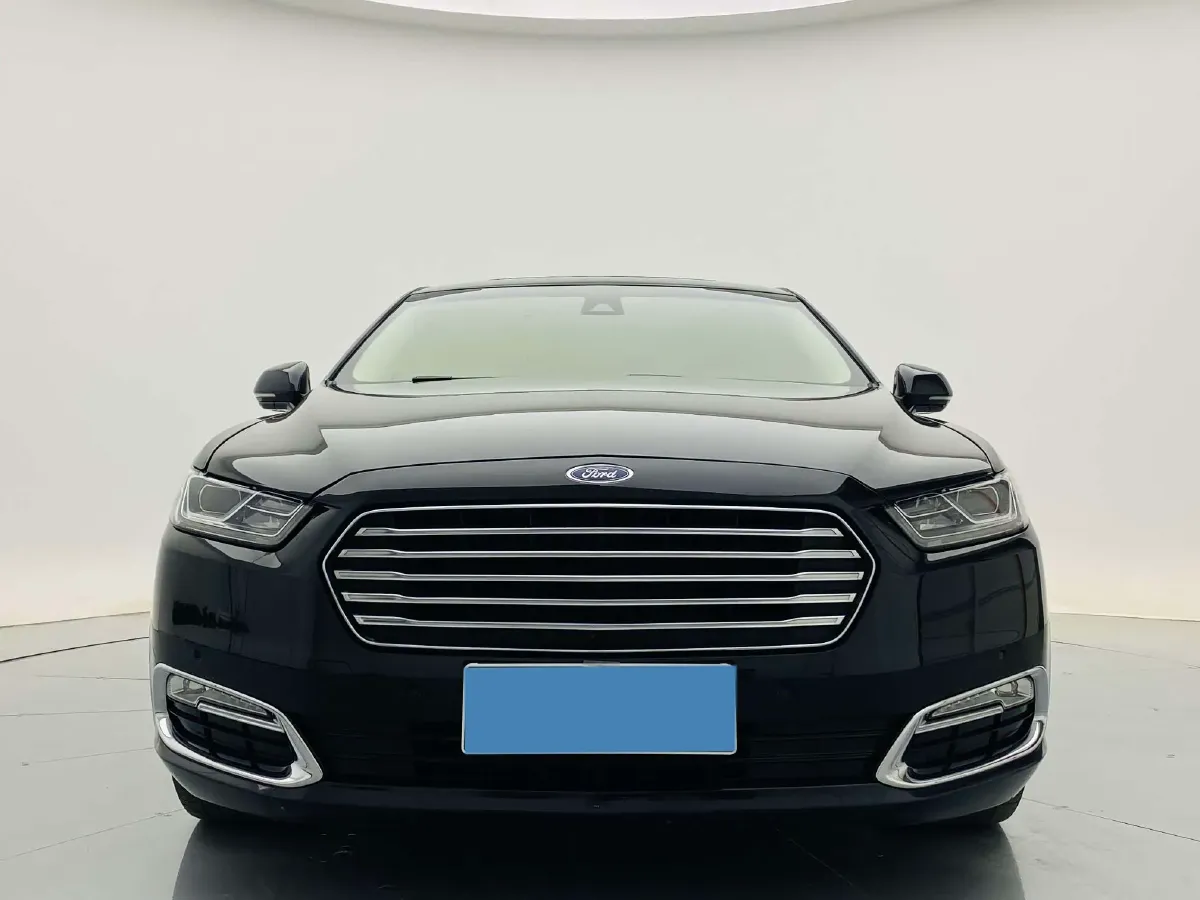 2015 Ford Taurus 2.7T 329HP V6 6AT,autocango,china used car exporter,china ev exporter,chinese used car exporter,chinese used ev exporter