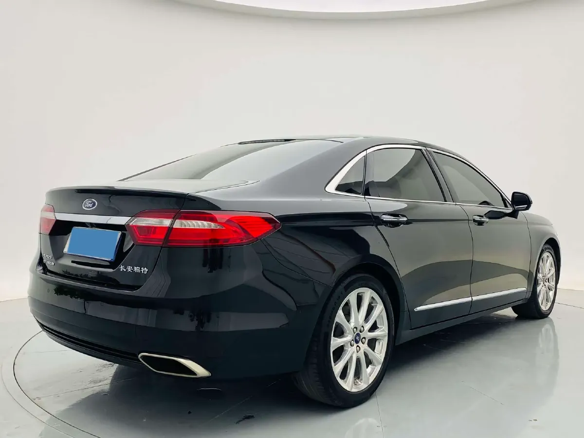 2015 Ford Taurus 2.7T 329HP V6 6AT,autocango,china used car exporter,china ev exporter,chinese used car exporter,chinese used ev exporter