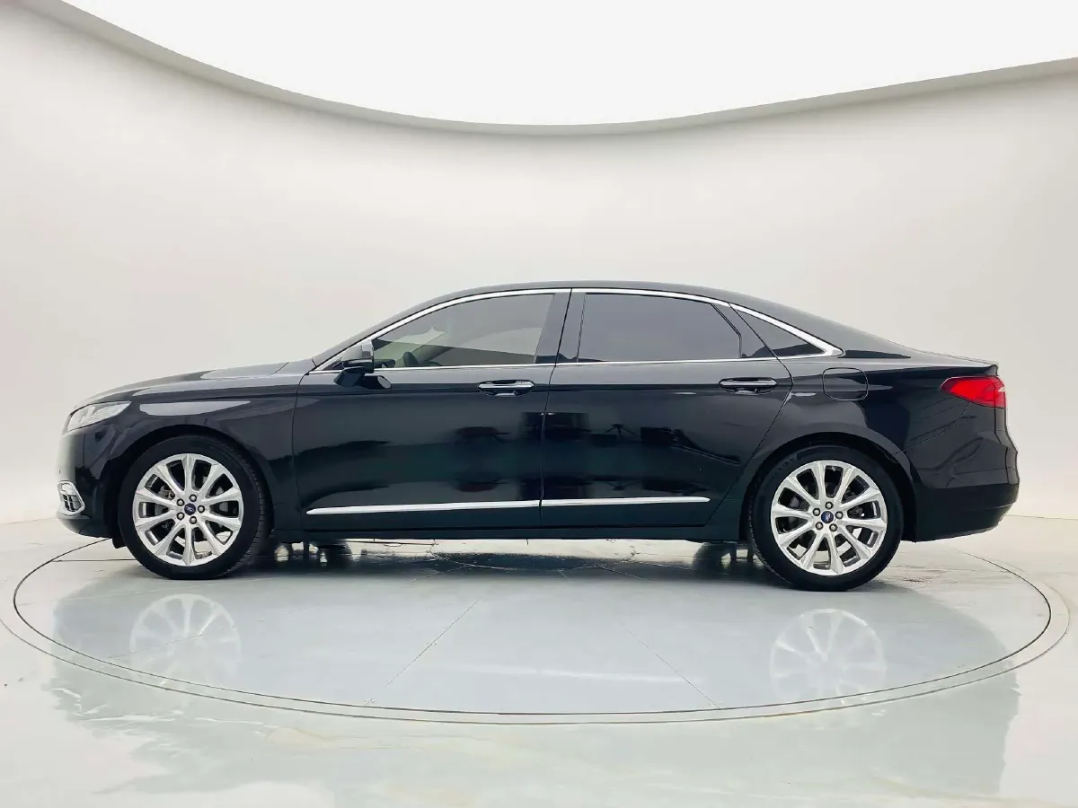 2015 Ford Taurus 2.7T 329HP V6 6AT,autocango,china used car exporter,china ev exporter,chinese used car exporter,chinese used ev exporter
