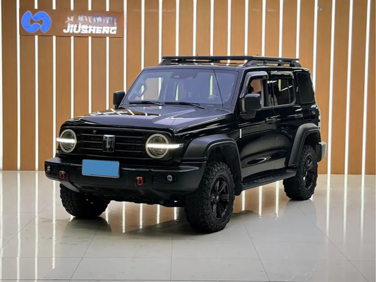 2023 Tank 300 2.0T 227HP L4 8AT