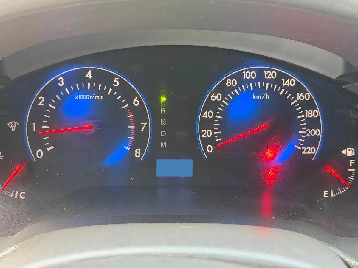 2013 Mazda 8 2.5L 163HP L4 5AT,autocango,china used car exporter,china ev exporter,chinese used car exporter,chinese used ev exporter