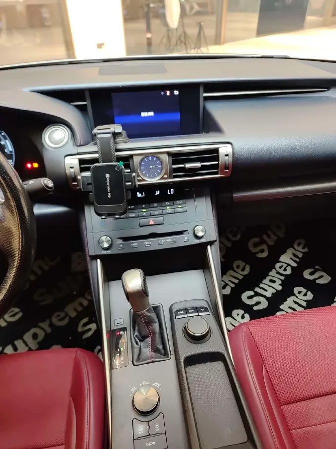 2015 Lexus IS 2.0T 245HP L4 8AT,autocango,china used car exporter,china ev exporter,chinese used car exporter,chinese used ev exporter