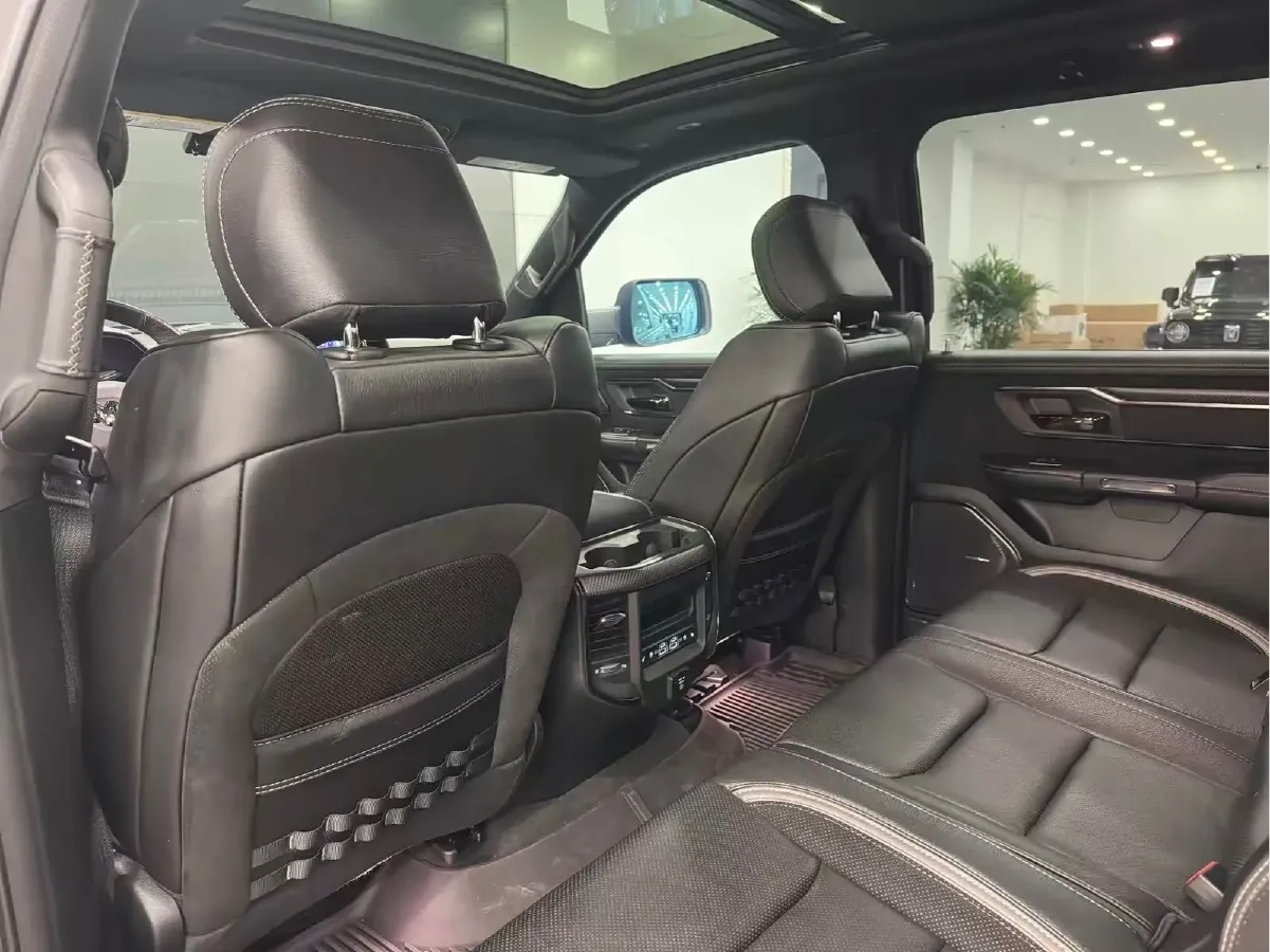 2022 Toyota 4Runner 4.0L 273HP V6 5AT,autocango,china used car exporter,china ev exporter,chinese used car exporter,chinese used ev exporter