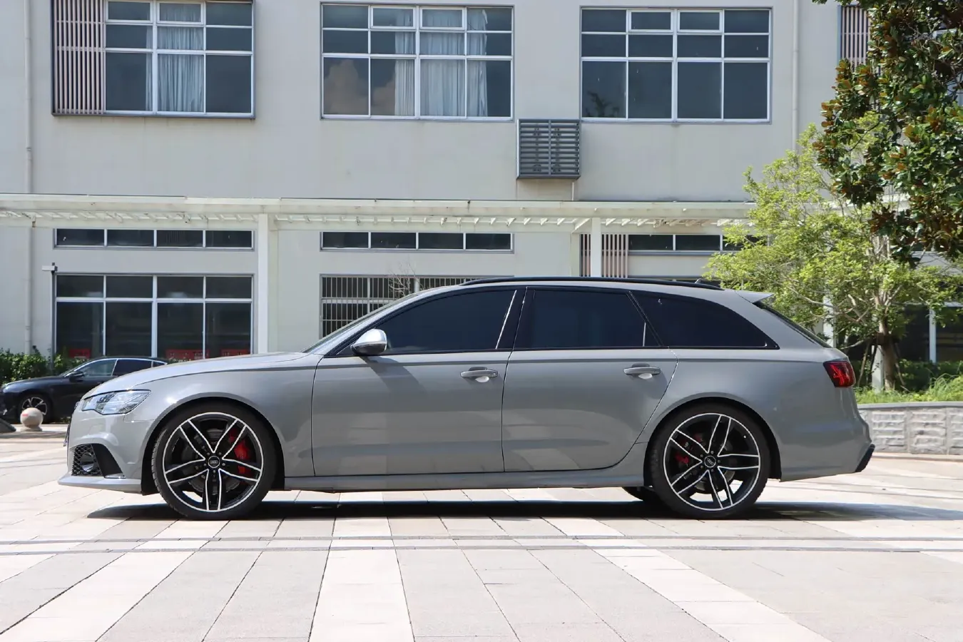 2016 Audi RS 6 4.0T 560HP V8 8AT,autocango,china used car exporter,china ev exporter,chinese used car exporter,chinese used ev exporter