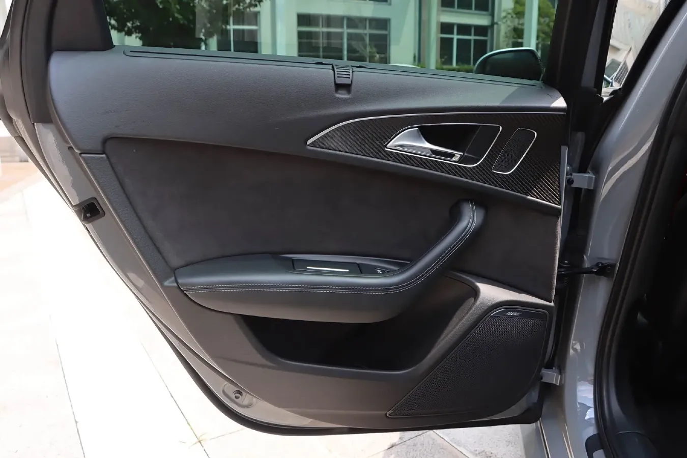 2016 Audi RS 6 4.0T 560HP V8 8AT,autocango,china used car exporter,china ev exporter,chinese used car exporter,chinese used ev exporter