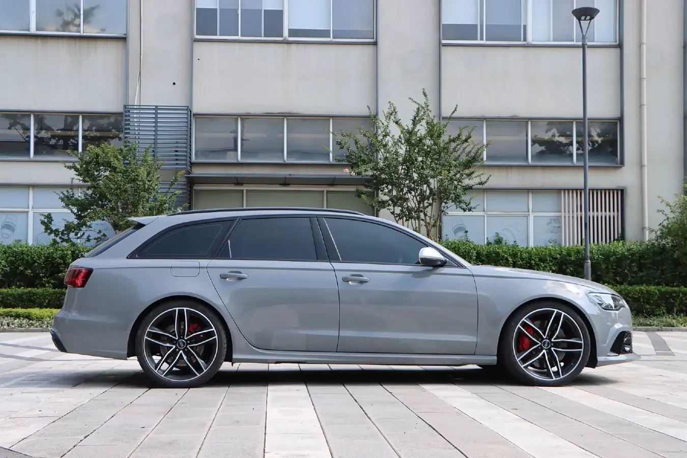 2016 Audi RS 6 4.0T 560HP V8 8AT,autocango,china used car exporter,china ev exporter,chinese used car exporter,chinese used ev exporter