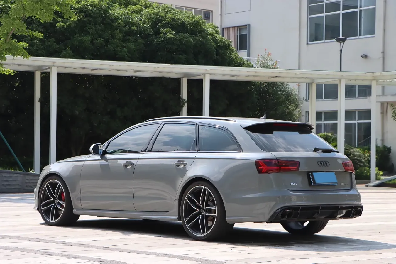 2016 Audi RS 6 4.0T 560HP V8 8AT,autocango,china used car exporter,china ev exporter,chinese used car exporter,chinese used ev exporter