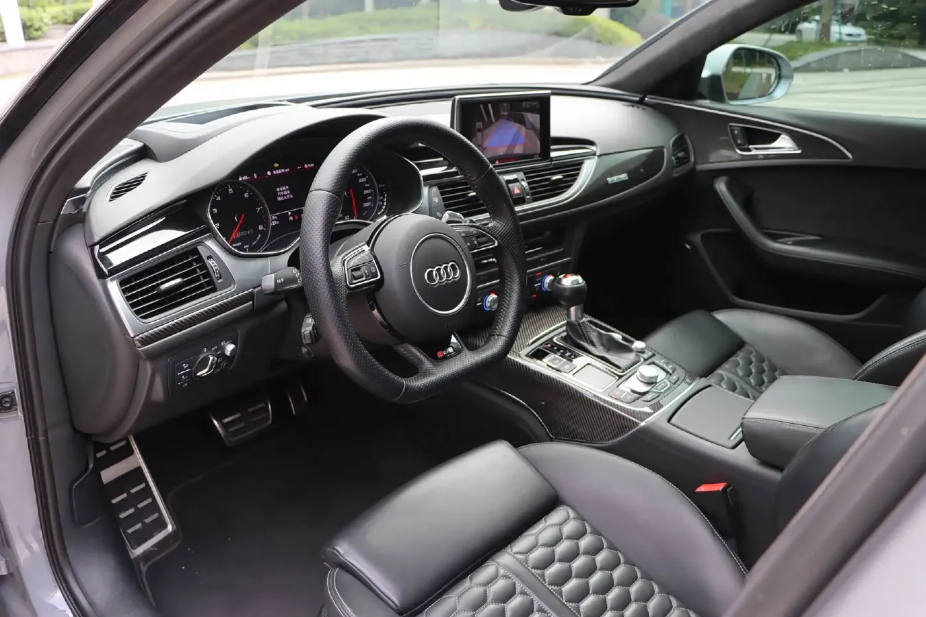 2016 Audi RS 6 4.0T 560HP V8 8AT,autocango,china used car exporter,china ev exporter,chinese used car exporter,chinese used ev exporter