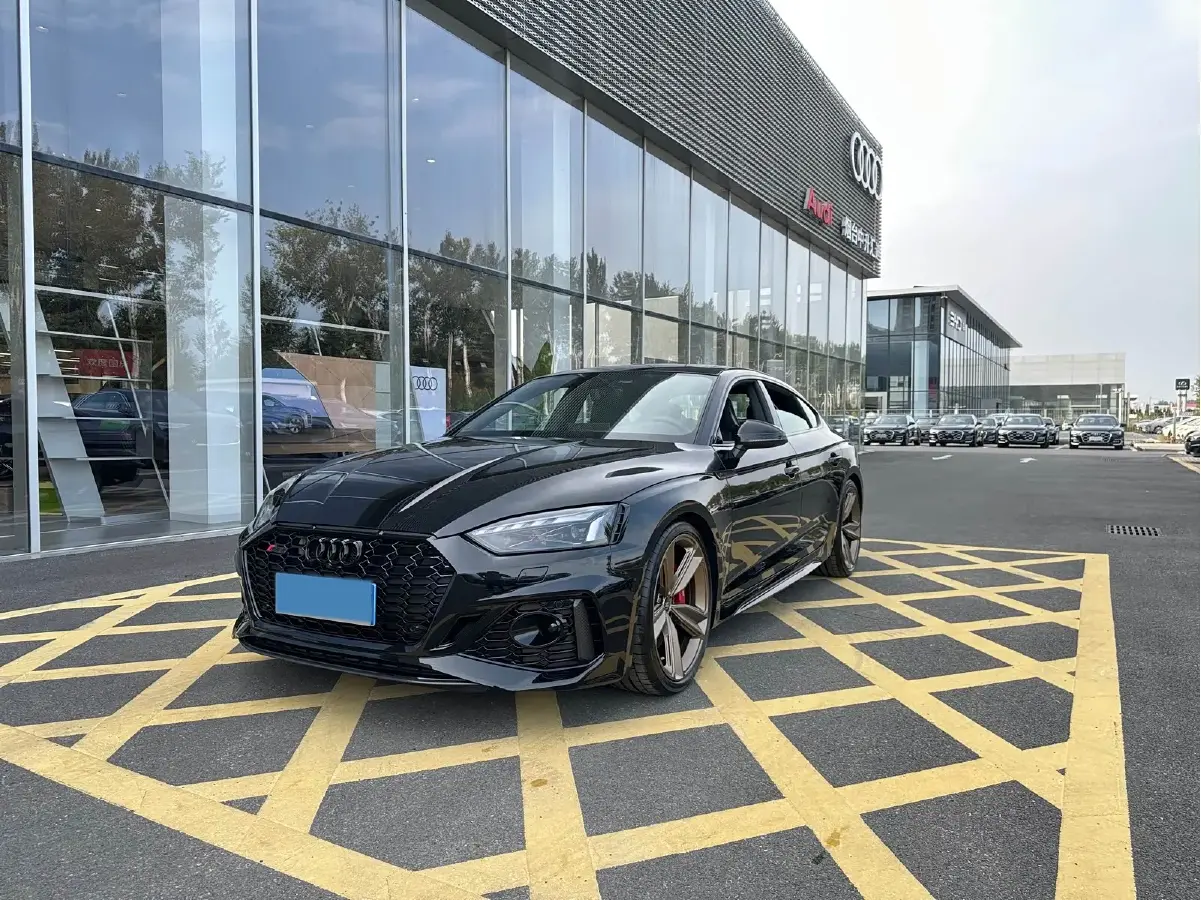 2024 Audi RS 5 2.9T 450HP V6 8AT