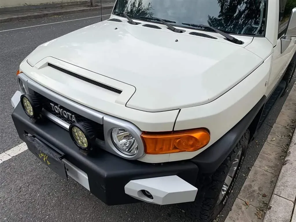 2013 Toyota FJ Cruiser 4.0L 272HP V6 5AT,autocango,china used car exporter,china ev exporter,chinese used car exporter,chinese used ev exporter