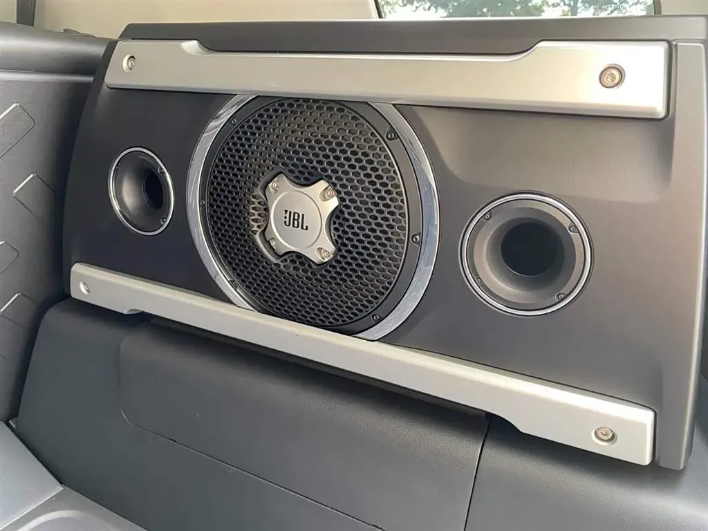 2013 Toyota FJ Cruiser 4.0L 272HP V6 5AT,autocango,china used car exporter,china ev exporter,chinese used car exporter,chinese used ev exporter