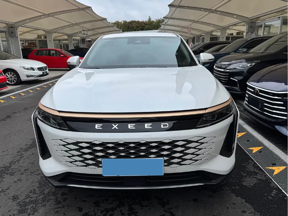 2023 Exceed RX 2.0T 261HP L4 7DCT,autocango,china used car exporter,china ev exporter,chinese used car exporter,chinese used ev exporter