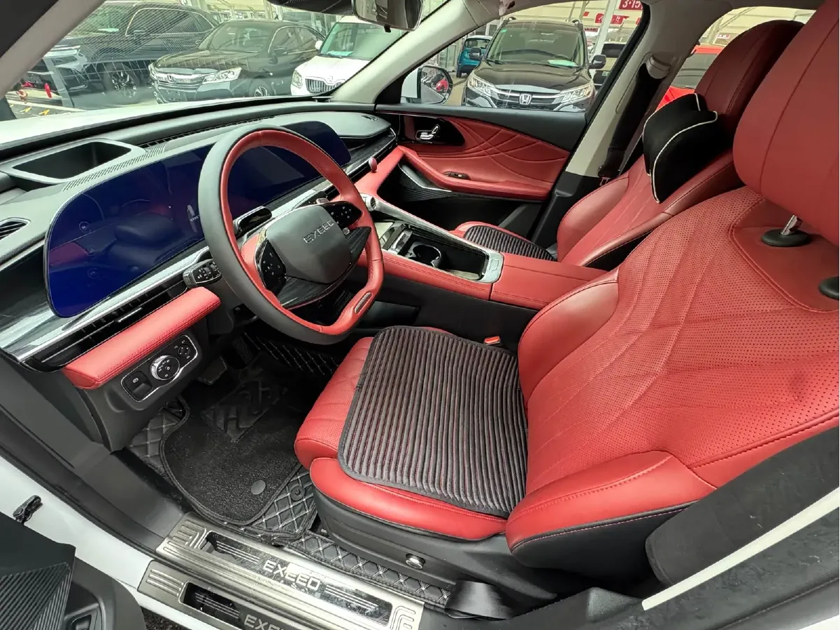 2023 Exceed RX 2.0T 261HP L4 7DCT,autocango,china used car exporter,china ev exporter,chinese used car exporter,chinese used ev exporter