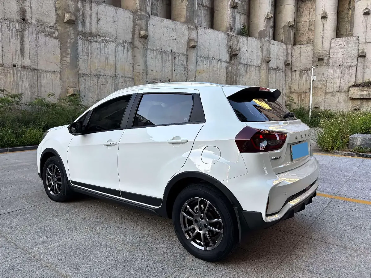 2021 Geely Vision X3 1.5L 109HP L4 CVT,autocango,china used car exporter,china ev exporter,chinese used car exporter,chinese used ev exporter