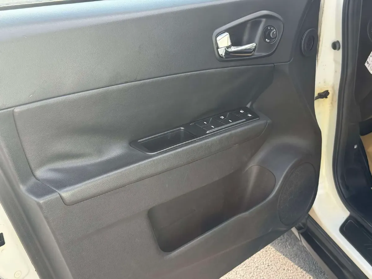 2012 GAC Trumpchi GS5 2.0L 147HP L4 5AT,autocango,china used car exporter,china ev exporter,chinese used car exporter,chinese used ev exporter