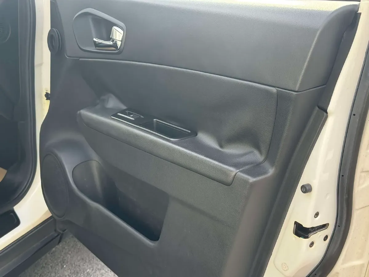 2012 GAC Trumpchi GS5 2.0L 147HP L4 5AT,autocango,china used car exporter,china ev exporter,chinese used car exporter,chinese used ev exporter