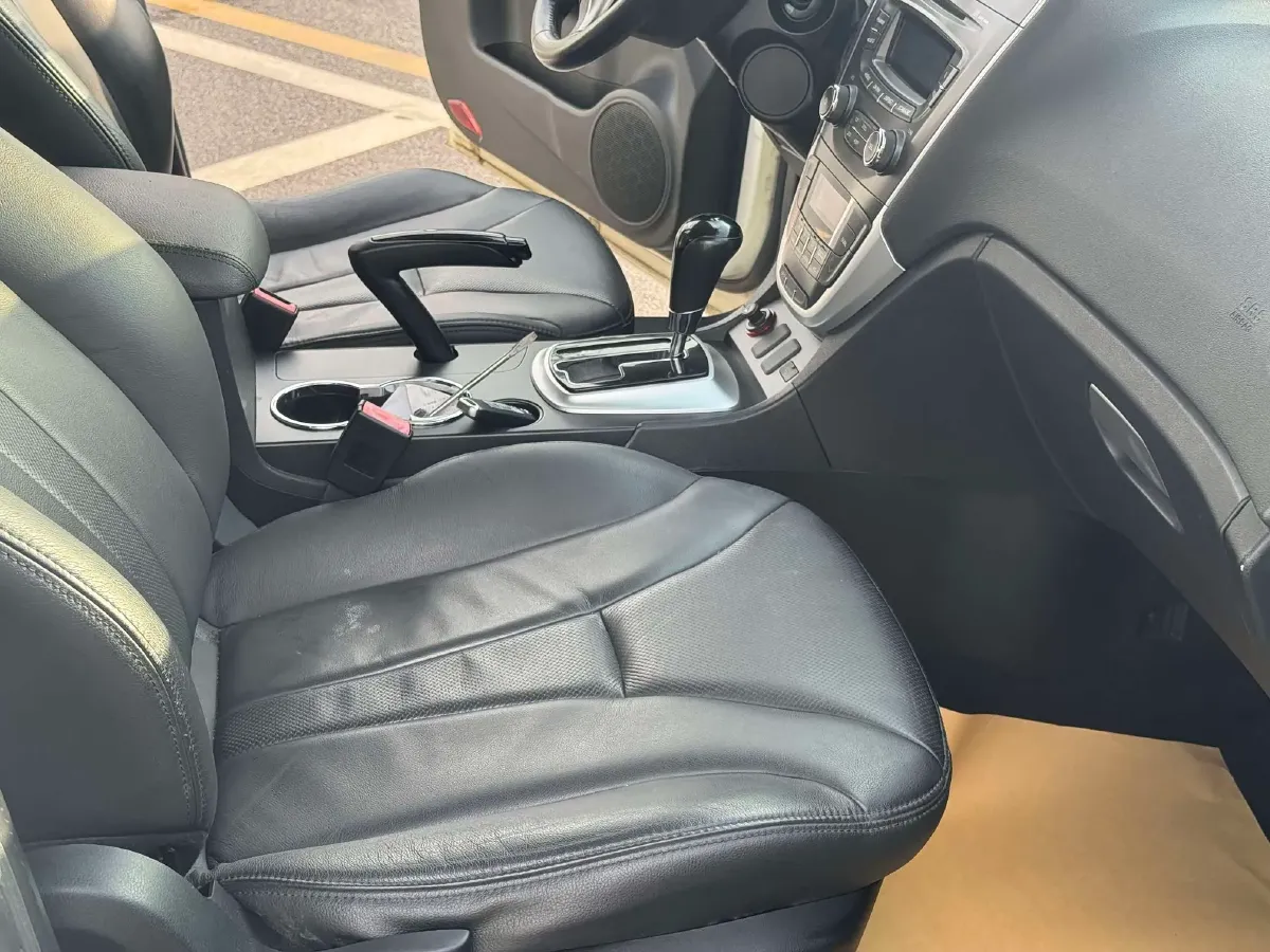 2012 GAC Trumpchi GS5 2.0L 147HP L4 5AT,autocango,china used car exporter,china ev exporter,chinese used car exporter,chinese used ev exporter