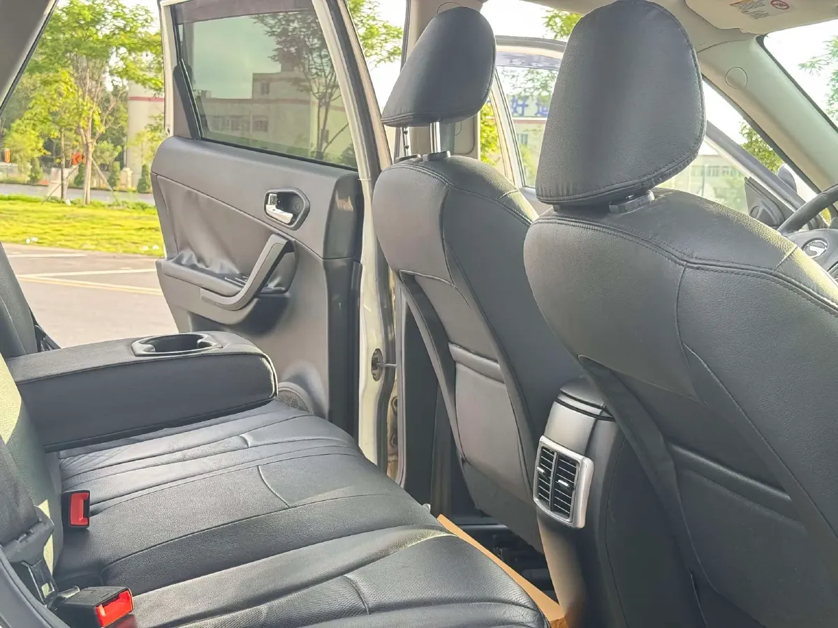 2012 GAC Trumpchi GS5 2.0L 147HP L4 5AT,autocango,china used car exporter,china ev exporter,chinese used car exporter,chinese used ev exporter