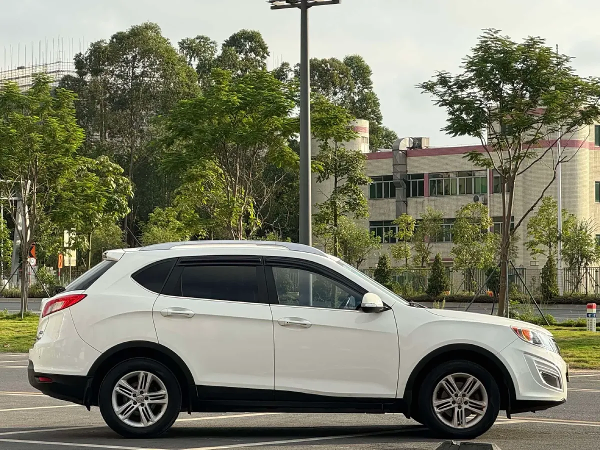 2012 GAC Trumpchi GS5 2.0L 147HP L4 5AT,autocango,china used car exporter,china ev exporter,chinese used car exporter,chinese used ev exporter