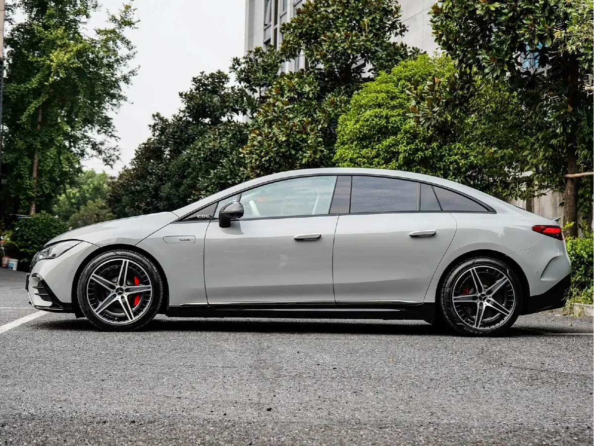 2023 Mercedes-Benz EQE AMG BEV 96.1KWH,autocango,china used car exporter,china ev exporter,chinese used car exporter,chinese used ev exporter