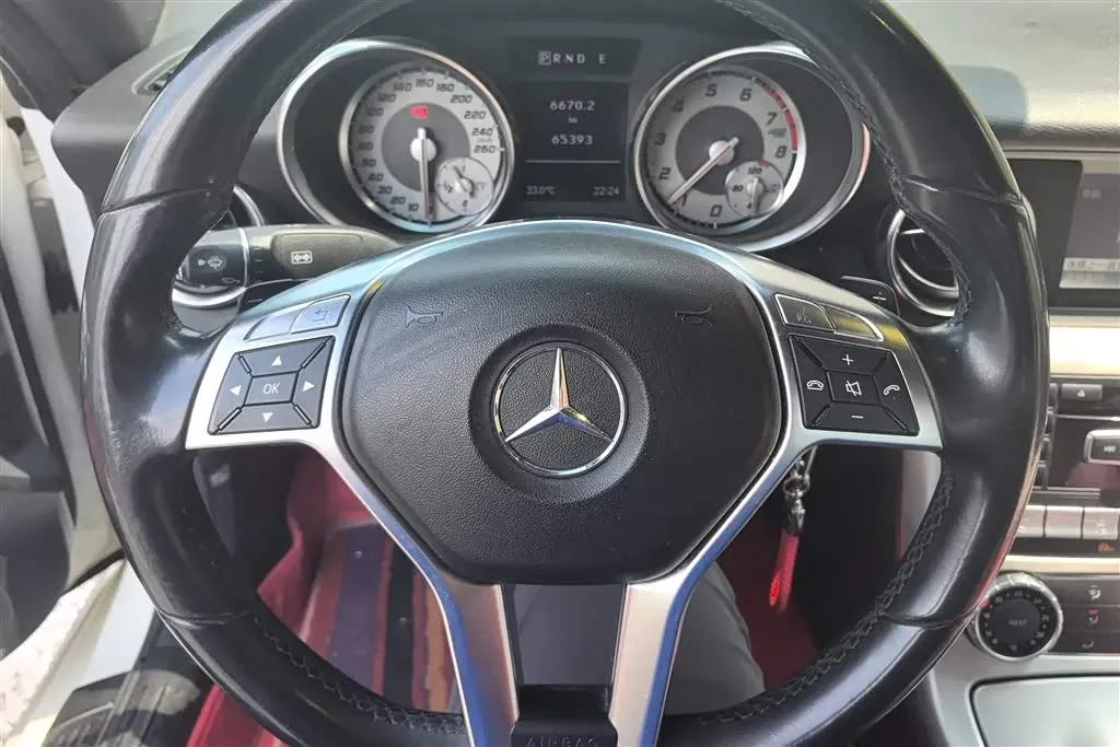 2011 Mercedes-Benz SLK Class 1.8T 184HP L4 7AT,autocango,china used car exporter,china ev exporter,chinese used car exporter,chinese used ev exporter