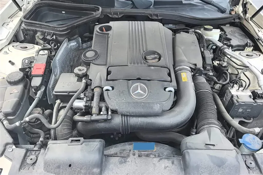 2011 Mercedes-Benz SLK Class 1.8T 184HP L4 7AT,autocango,china used car exporter,china ev exporter,chinese used car exporter,chinese used ev exporter