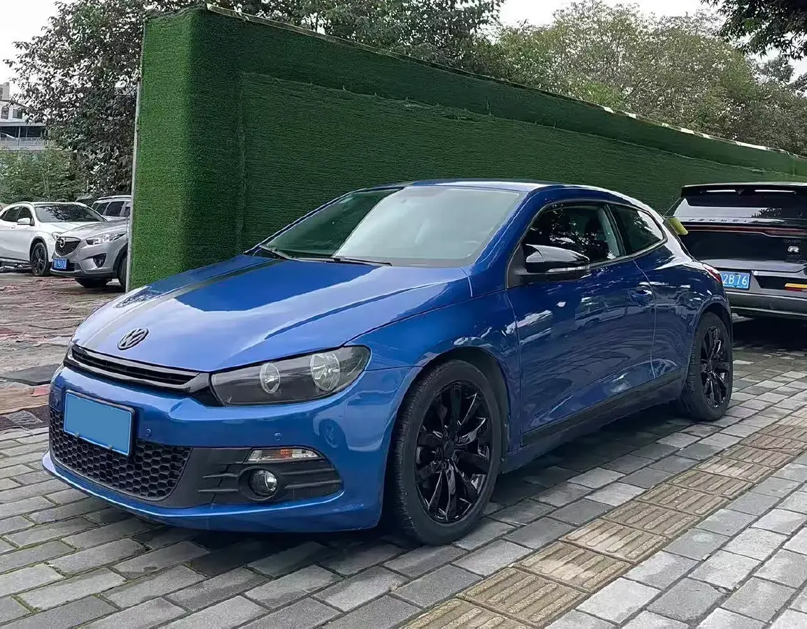 2014 Volkswagen Scirocco 1.4T 122HP L4 7DCT