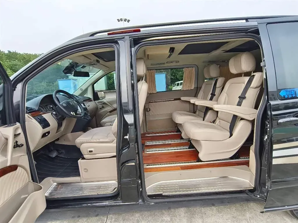 2013 Mercedes-Benz Viano 3.0L 224HP V6 5AT,autocango,china used car exporter,china ev exporter,chinese used car exporter,chinese used ev exporter