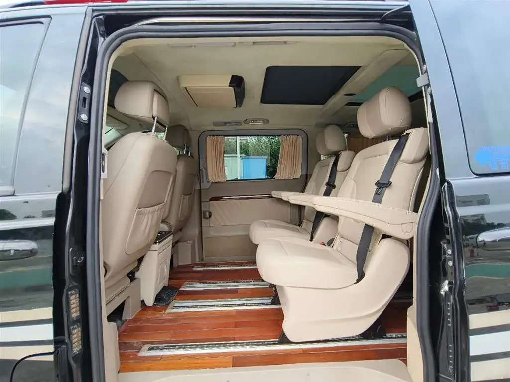 2013 Mercedes-Benz Viano 3.0L 224HP V6 5AT,autocango,china used car exporter,china ev exporter,chinese used car exporter,chinese used ev exporter
