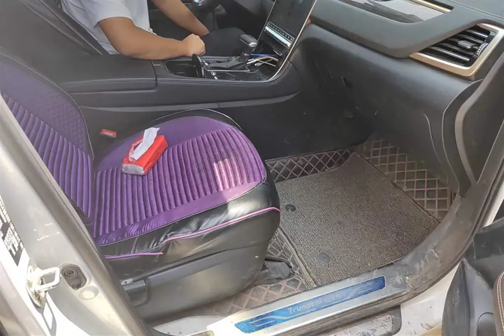 2019 GAC Trumpchi GS5 1.5T 169HP L4 6AT,autocango,china used car exporter,china ev exporter,chinese used car exporter,chinese used ev exporter