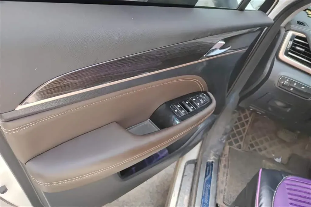 2019 GAC Trumpchi GS5 1.5T 169HP L4 6AT,autocango,china used car exporter,china ev exporter,chinese used car exporter,chinese used ev exporter