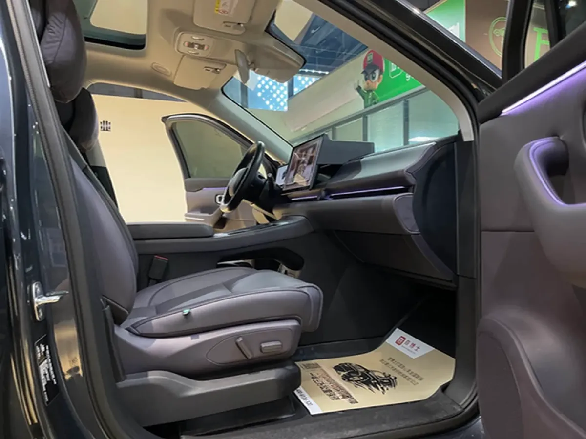 2024 Leapmotor C16 BEV 67.7KWH,autocango,china used car exporter,china ev exporter,chinese used car exporter,chinese used ev exporter