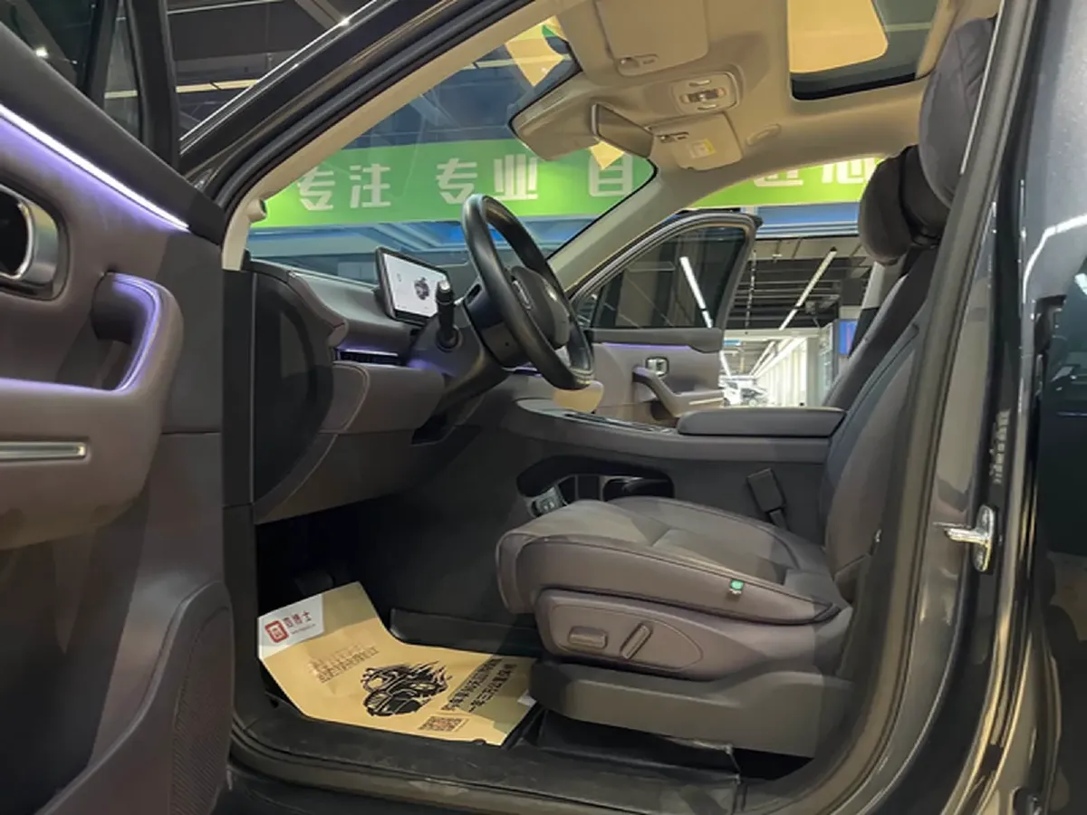 2024 Leapmotor C16 BEV 67.7KWH,autocango,china used car exporter,china ev exporter,chinese used car exporter,chinese used ev exporter