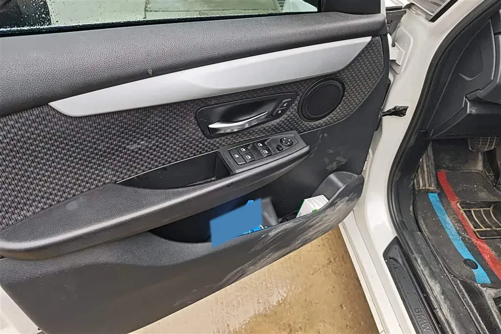 2015 BMW 2 Series SUV 1.5T 136HP L3 6AT,autocango,china used car exporter,china ev exporter,chinese used car exporter,chinese used ev exporter