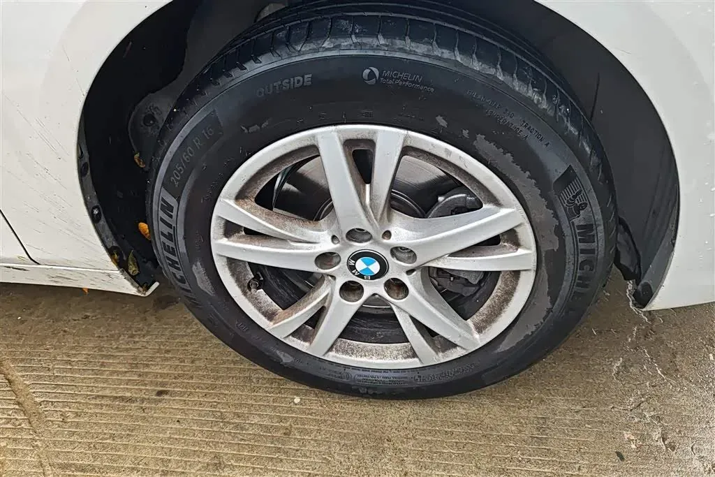 2015 BMW 2 Series SUV 1.5T 136HP L3 6AT,autocango,china used car exporter,china ev exporter,chinese used car exporter,chinese used ev exporter