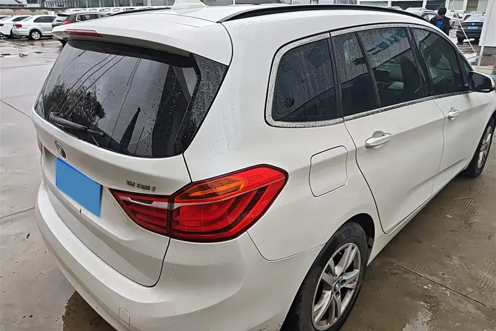 2015 BMW 2 Series SUV 1.5T 136HP L3 6AT,autocango,china used car exporter,china ev exporter,chinese used car exporter,chinese used ev exporter