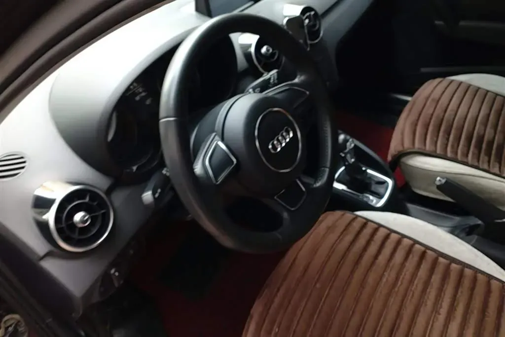 2014 Audi A1 1.4T 122HP L4 7DCT,autocango,china used car exporter,china ev exporter,chinese used car exporter,chinese used ev exporter