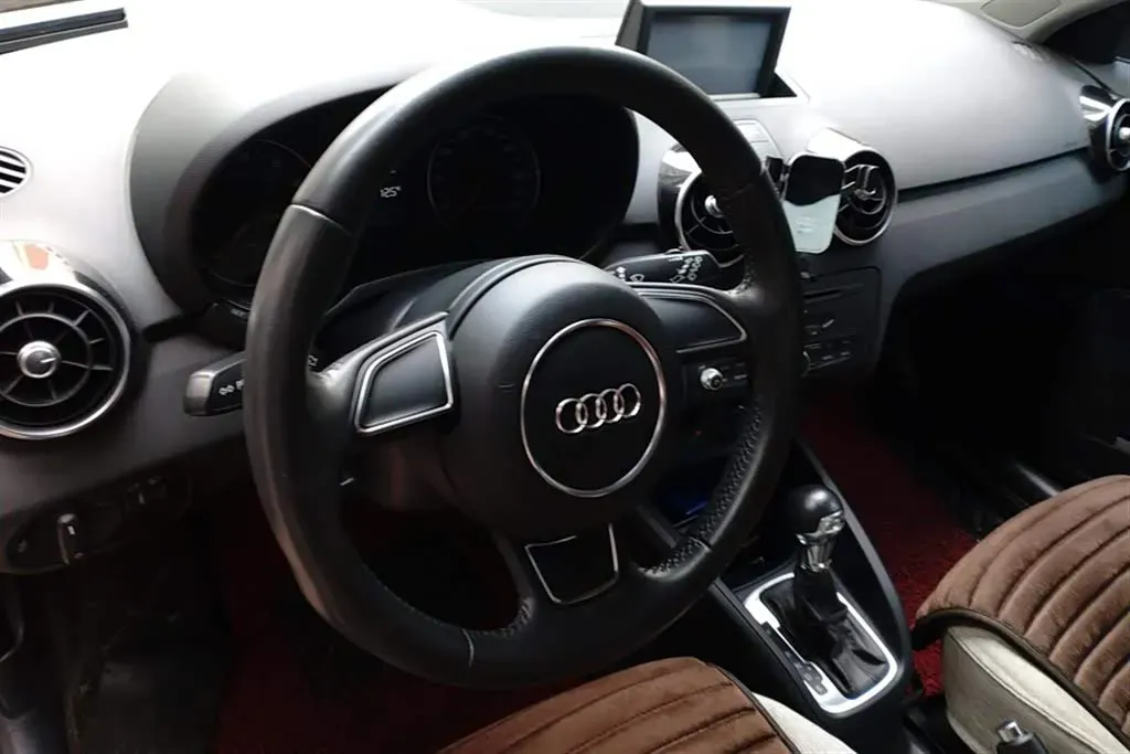 2014 Audi A1 1.4T 122HP L4 7DCT,autocango,china used car exporter,china ev exporter,chinese used car exporter,chinese used ev exporter