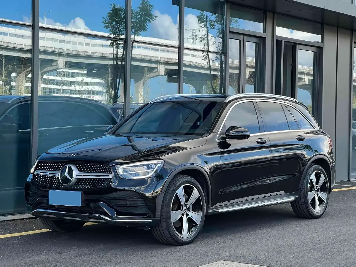 2022 Mercedes-Benz GLC Class 2.0T 258HP L4 9AT